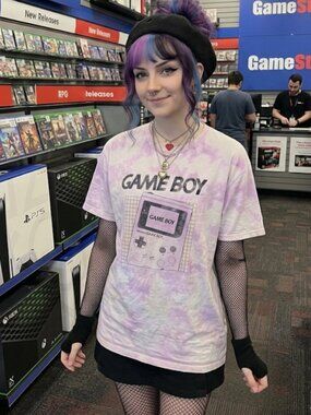 Nintendo Pink Tie Dye Game Boy Gamer Girl Size Medium T-Shirt 1989 Retro Style